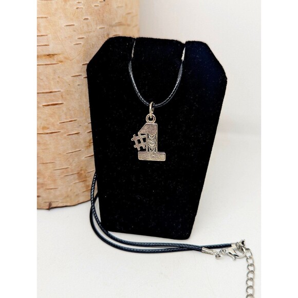 Sterling Silver #1 Mom Charm Pendant Necklace - Picture 1 of 3